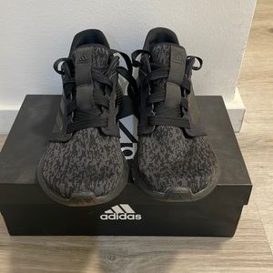 Adidas woman’s sneakers